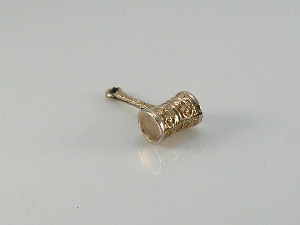 Vintage Victorian 9ct Gold Auctioneer Gavel Mallet Charm