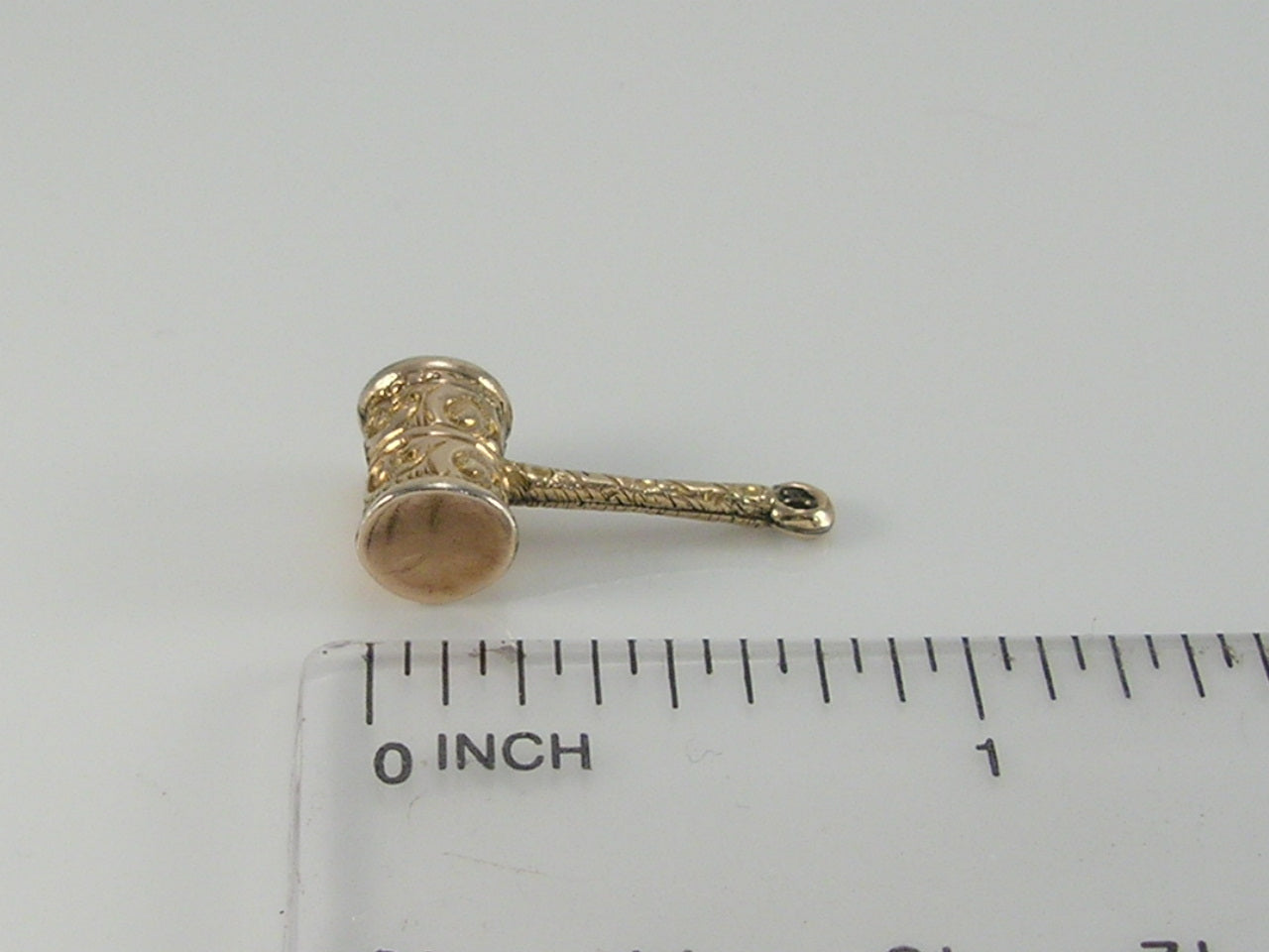 Vintage Victorian 9ct Gold Auctioneer Gavel Mallet Charm