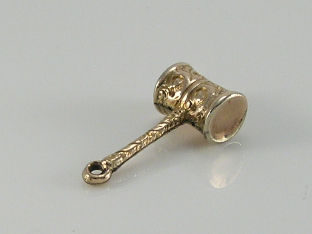 Vintage Victorian 9ct Gold Auctioneer Gavel Mallet Charm