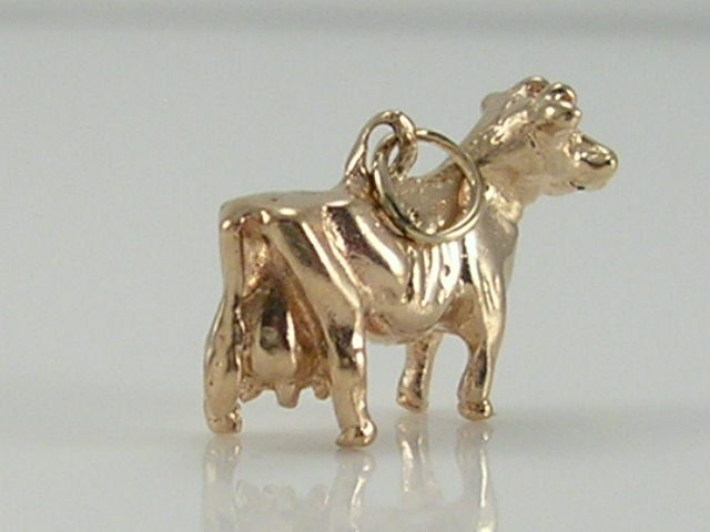 Vintage 3D 9ct Gold Dairy Cow Charm