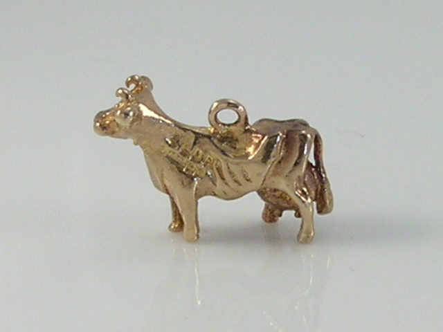 Vintage 3D 9ct Gold Dairy Cow Charm