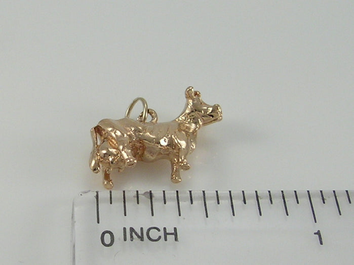 Vintage 3D 9ct Gold Dairy Cow Charm
