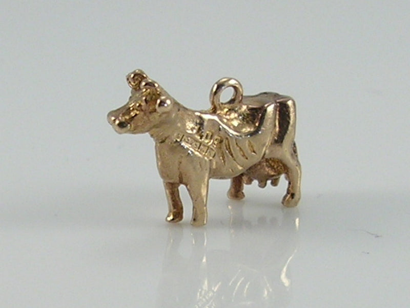 Vintage 3D 9ct Gold Dairy Cow Charm