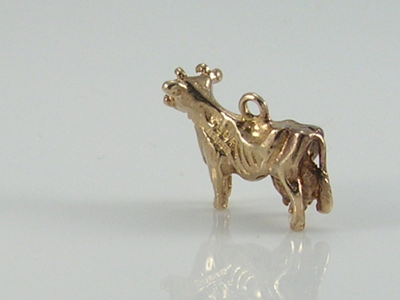 Vintage 3D 9ct Gold Dairy Cow Charm