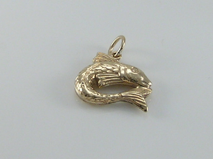 Vintage 9ct Gold Fish Charm H/MK 1975