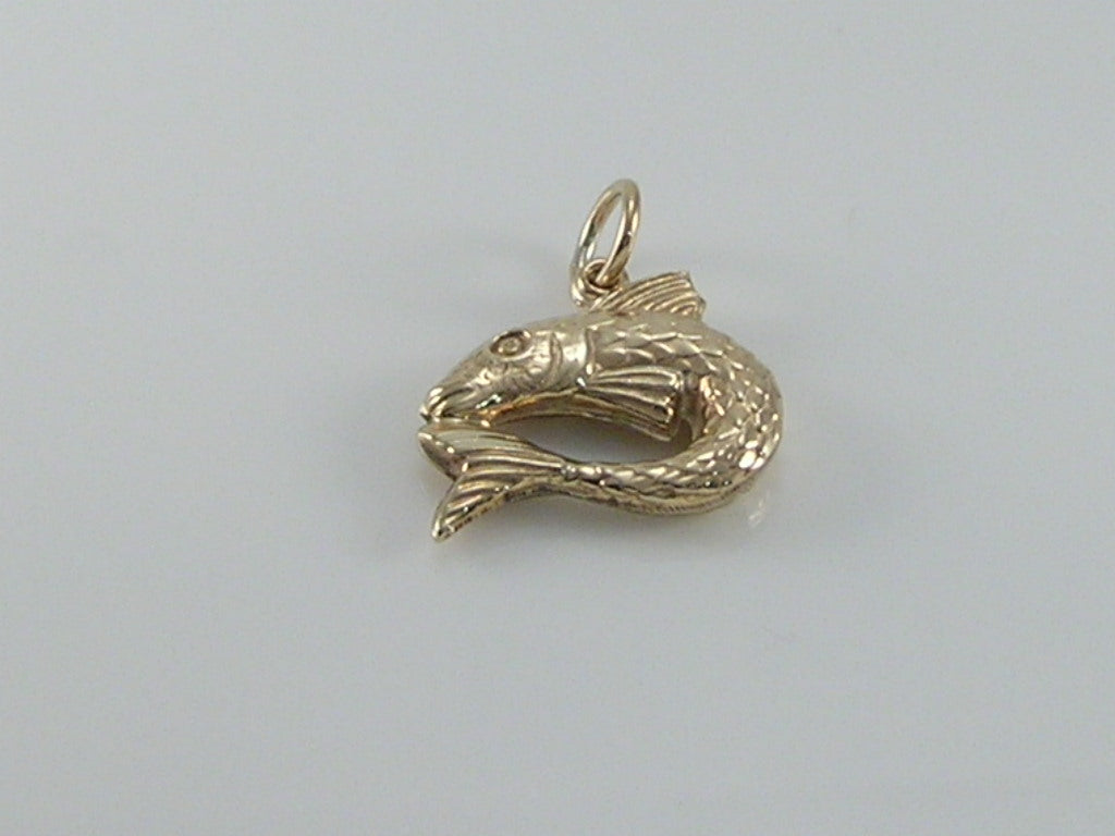 Vintage 9ct Gold Fish Charm H/MK 1975