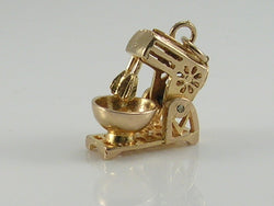 Vintage 3D 9ct Gold Food Mixer Charm Pendant Movable H/MK 1978