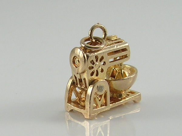 Vintage 3D 9ct Gold Food Mixer Charm Pendant Movable H/MK 1978