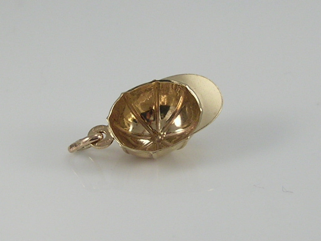 Vintage 9ct Gold UnoAerre Jockey Cap Charm Pendant