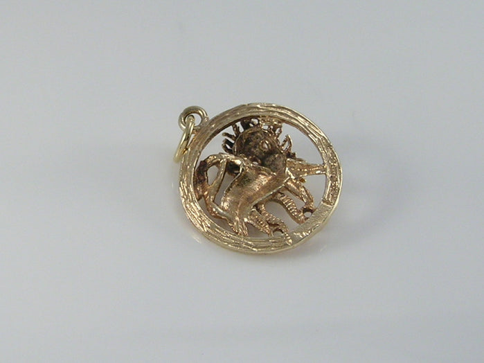 Vintage 9ct Gold Lion Leo Zodiac Pendant