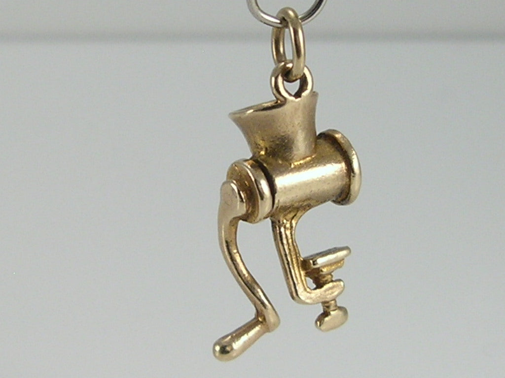Vintage 3D 9ct Gold Movable Meat Mincer Grinder Charm  H/MK 1958