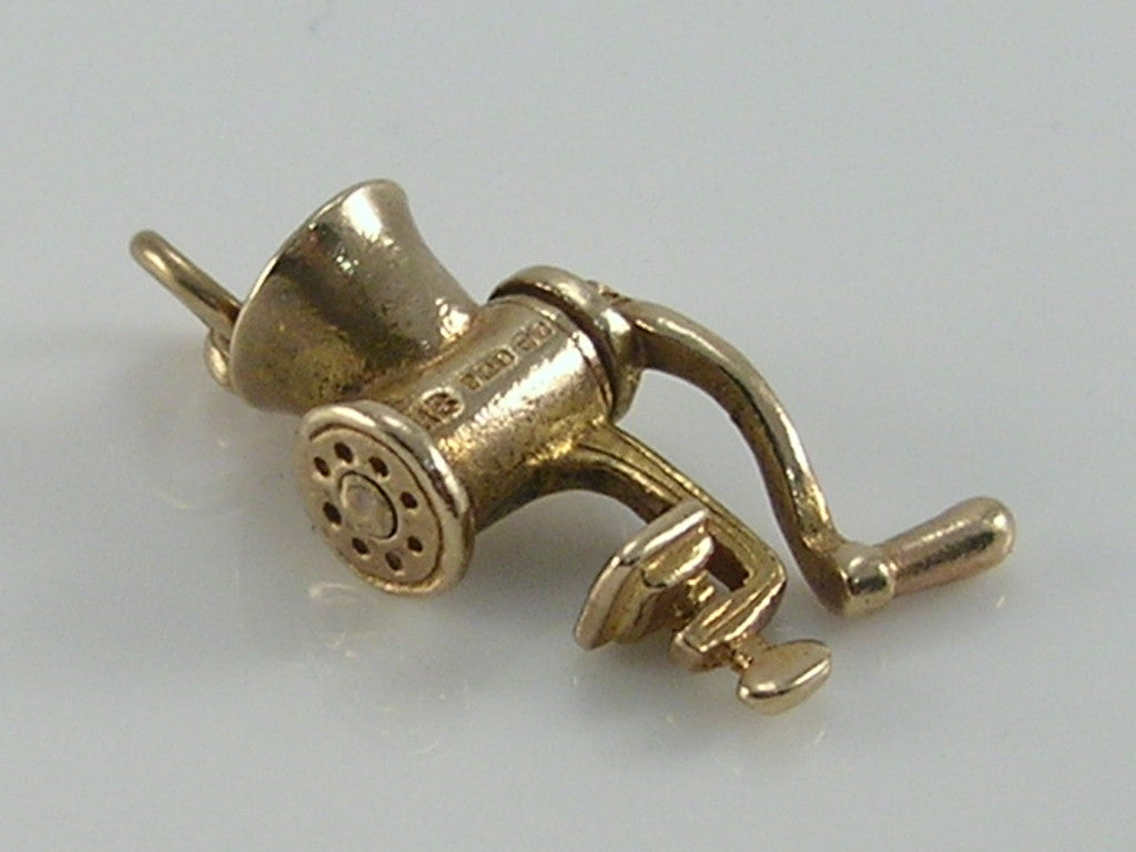 Vintage 3D 9ct Gold Movable Meat Mincer Grinder Charm  H/MK 1958