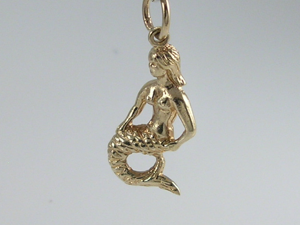 Vintage 3D 9ct Gold Mermaid Charm Pendant  H/MK