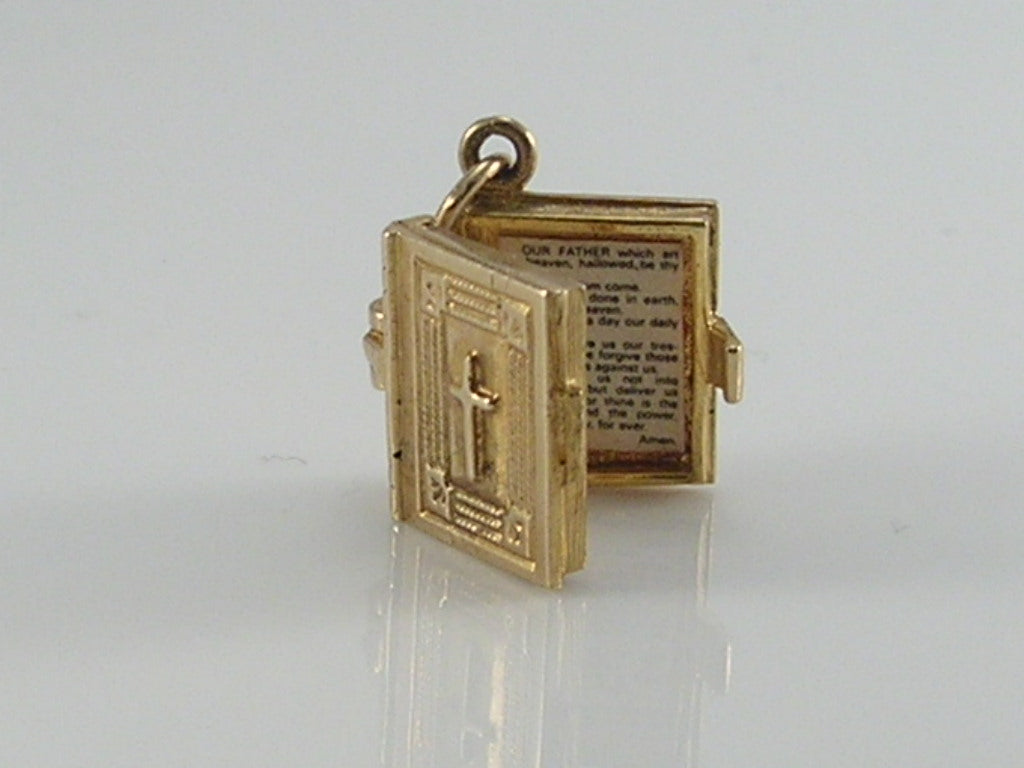 Vintage 3D 9ct Gold Nuvo Holy Bible Charm Pendant. H/MK 1973  Lords Prayer