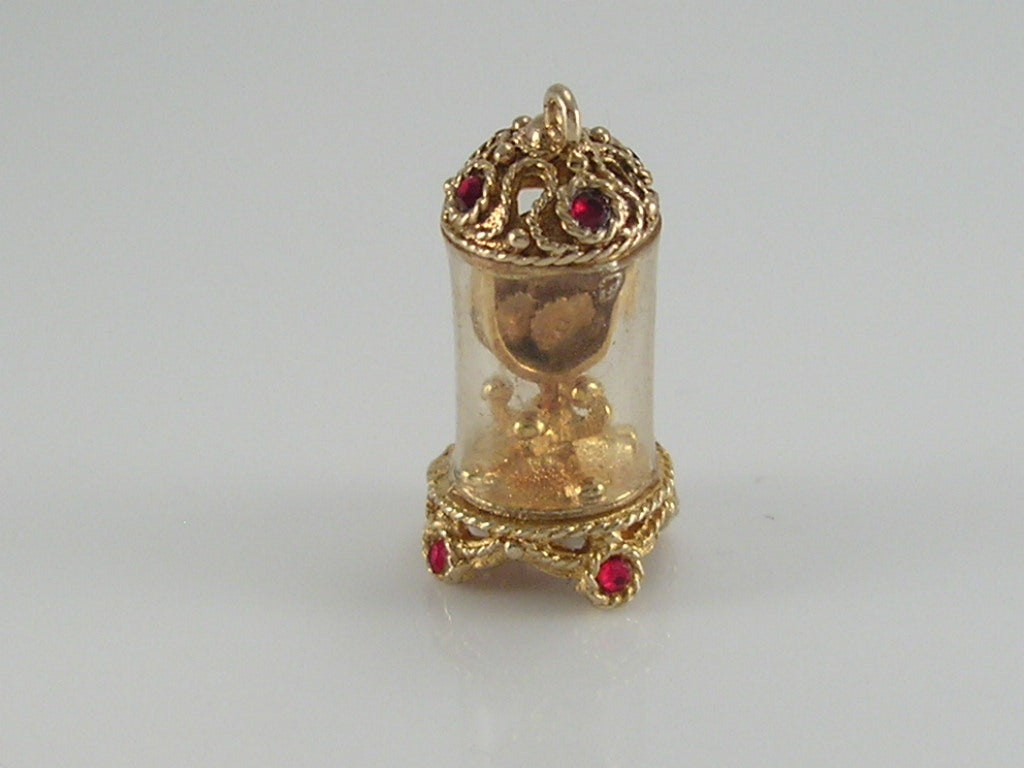 Vintage  9ct Gold Nuvo Carriage Mantle Clock Charm