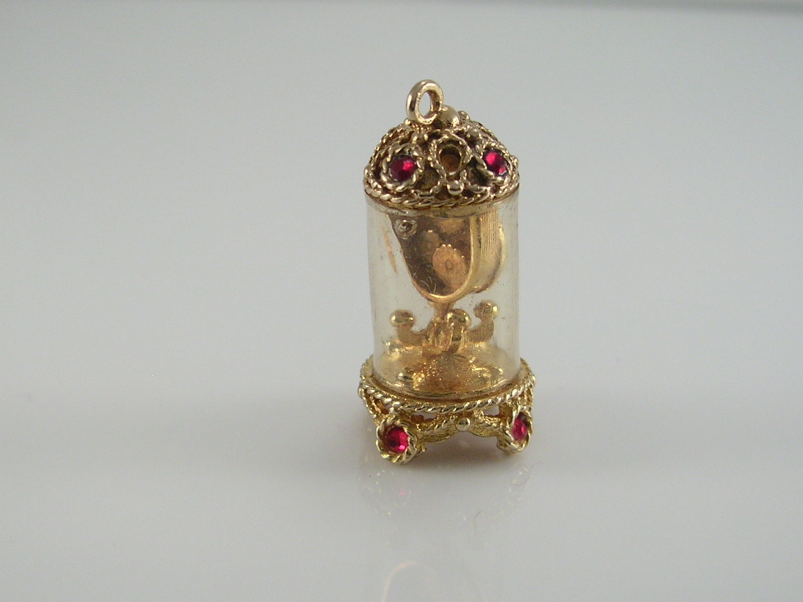 Vintage  9ct Gold Nuvo Carriage Mantle Clock Charm