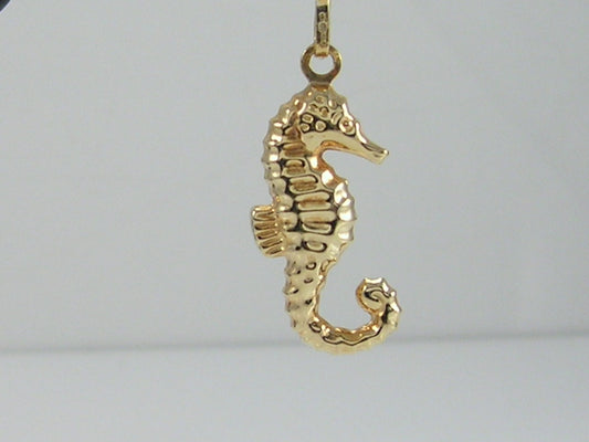 Vintage 9ct Gold Seahorse Pendant