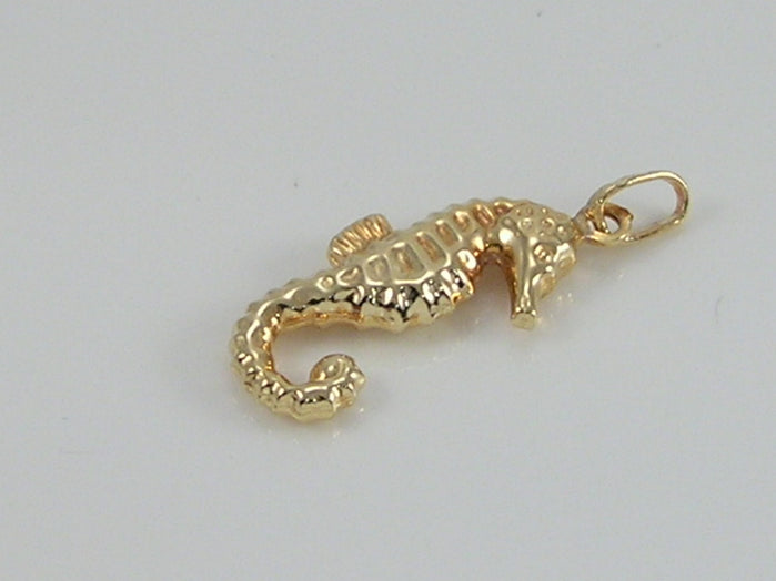 Vintage 9ct Gold Seahorse Pendant