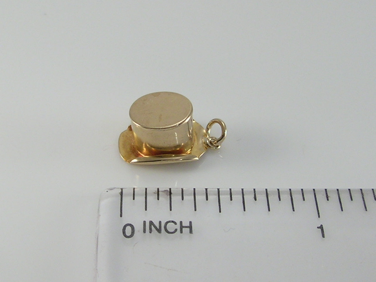 Vintage 9ct Gold Top Hat Charm