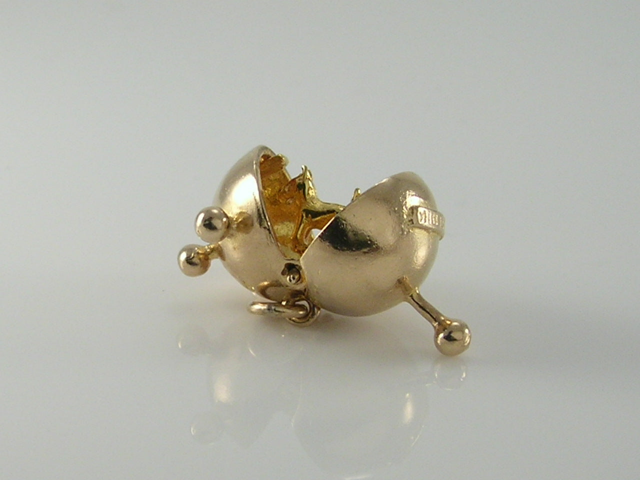 Vintage 3D 9ct Gold Sputnik Laika Charm H/MK 1958