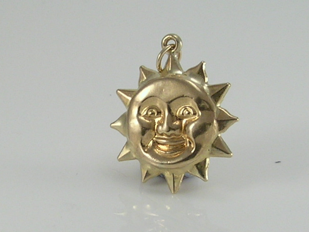 Vintage 9ct Gold Double Sided Smiling Sun Charm Pendant
