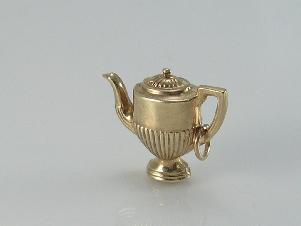 Vintage 9ct Gold Teapot Charm H/MK 1968
