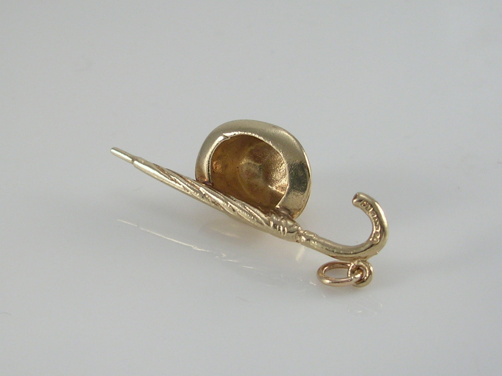 Vintage 3D 9ct Gold Bowler Hat & Umbrella Charm H/MK 1970