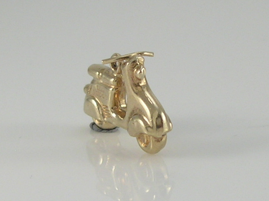 Vintage 3D 9ct Gold Vespa Moped Scooter Charm Pendant H/MK 1966