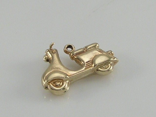 Vintage 3D 9ct Gold Vespa Moped Scooter Charm Pendant H/MK 1966