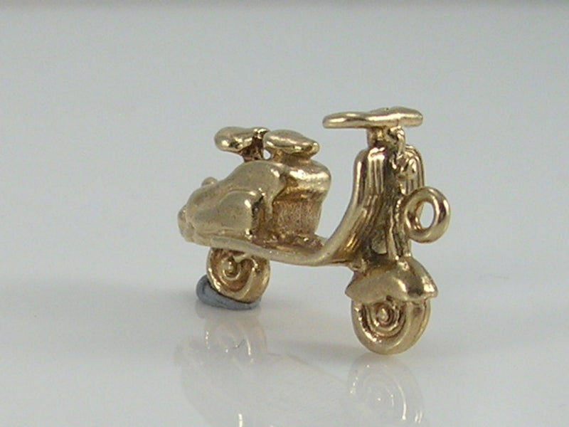 Vintage 3D 9ct Gold Vespa Moped Scooter Charm Pendant H/MK 1998