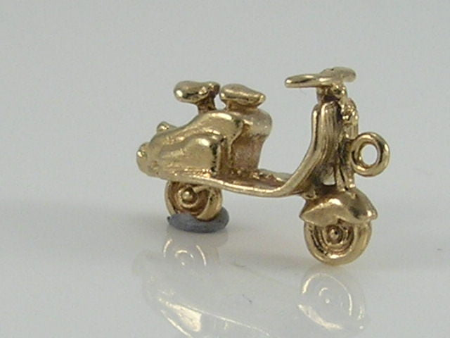 Vintage 3D 9ct Gold Vespa Moped Scooter Charm Pendant H/MK 1998