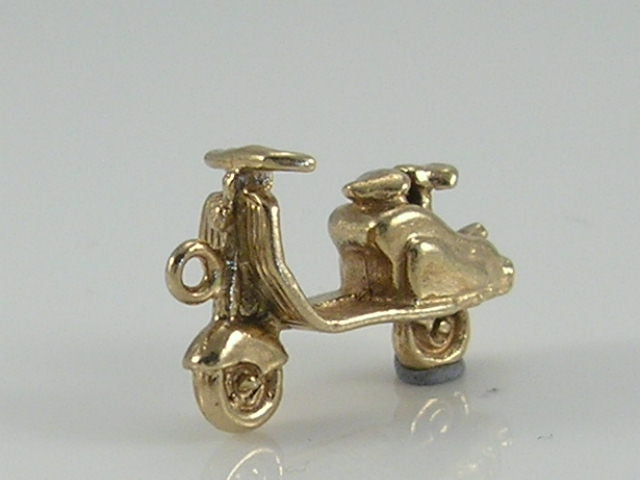 Vintage 3D 9ct Gold Vespa Moped Scooter Charm Pendant H/MK 1998