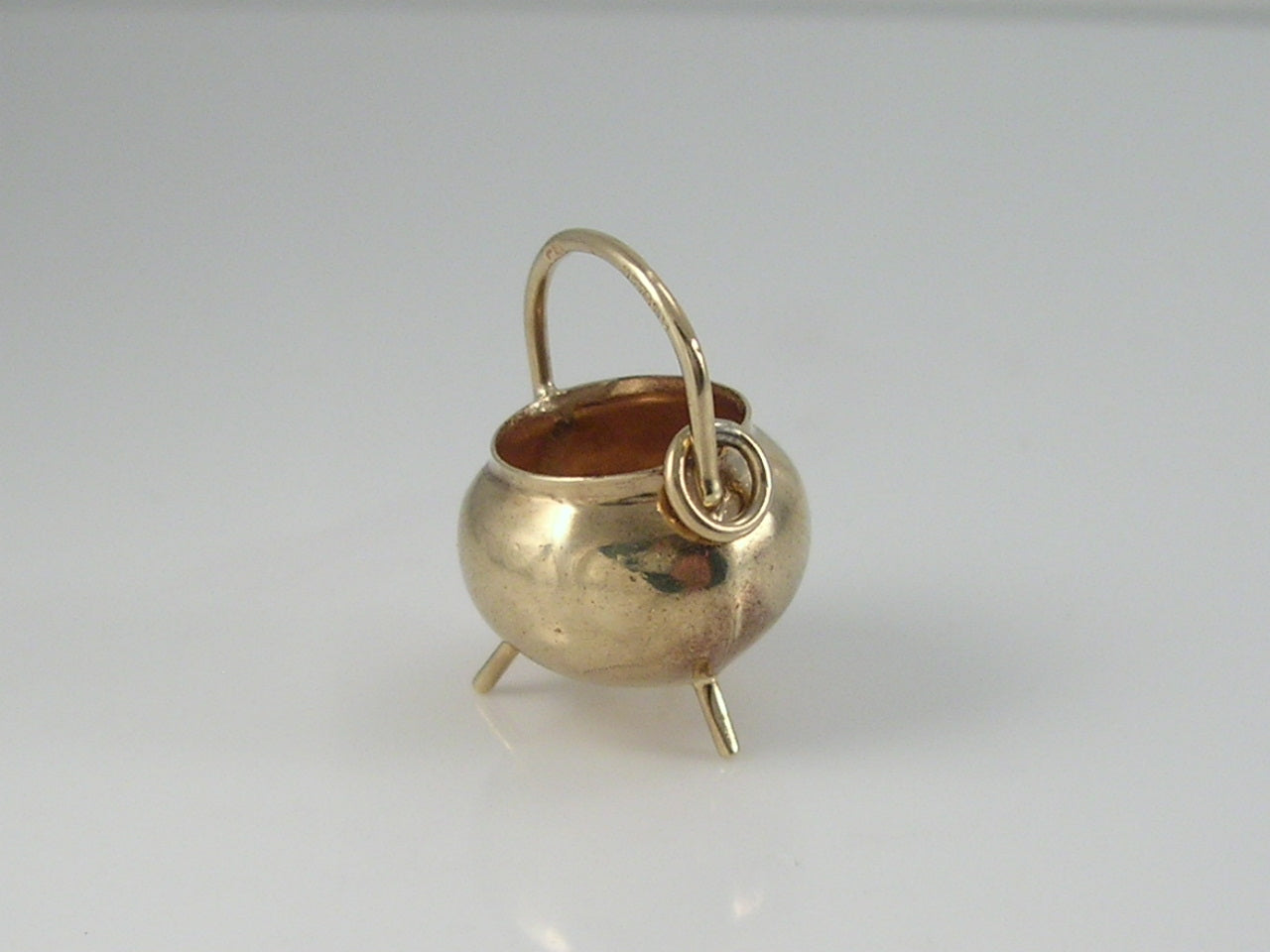 Vintage 9ct Gold Witches Cauldron Charm H/MK 1966